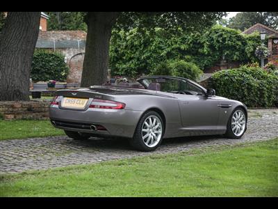 Aston Martin+DB9